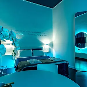 Alojamento de Acomodação e Pequeno-almoço Skyhouse Duomo, Nápoles